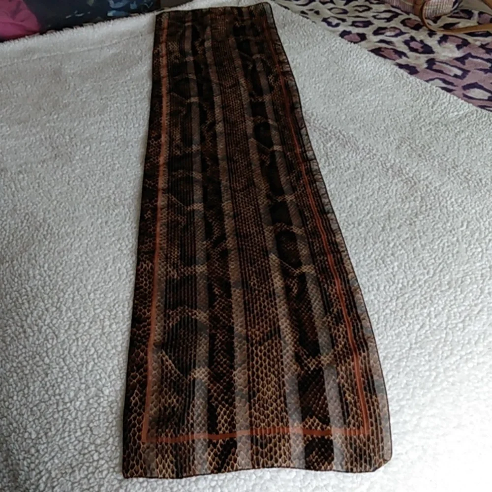 Women's Scarf Sheer‎ Snakeskin pattern brown and black 54.5